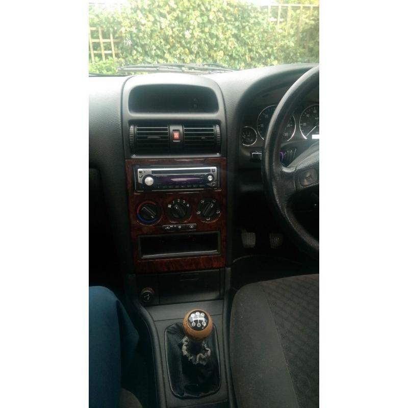 BLACK ASTRA 2002 FULL YEAR MOT !!!!!
