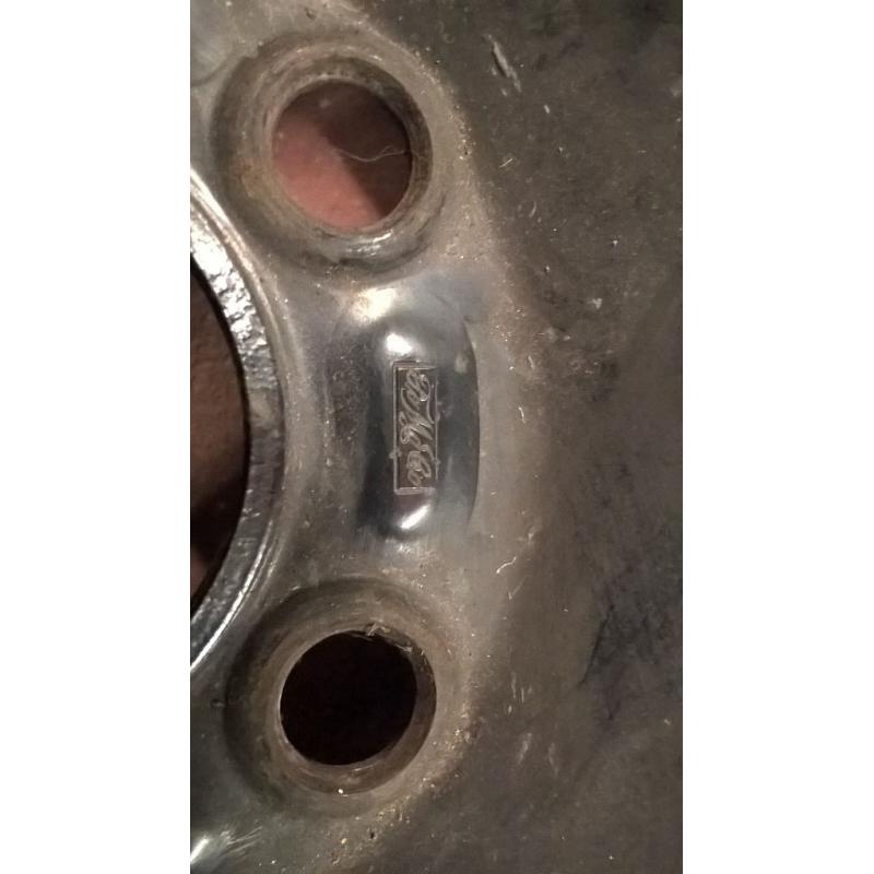 4 x 16“ Ford steel wheels no tyres, good for winter