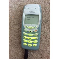 Nokia 3410 phone & charger