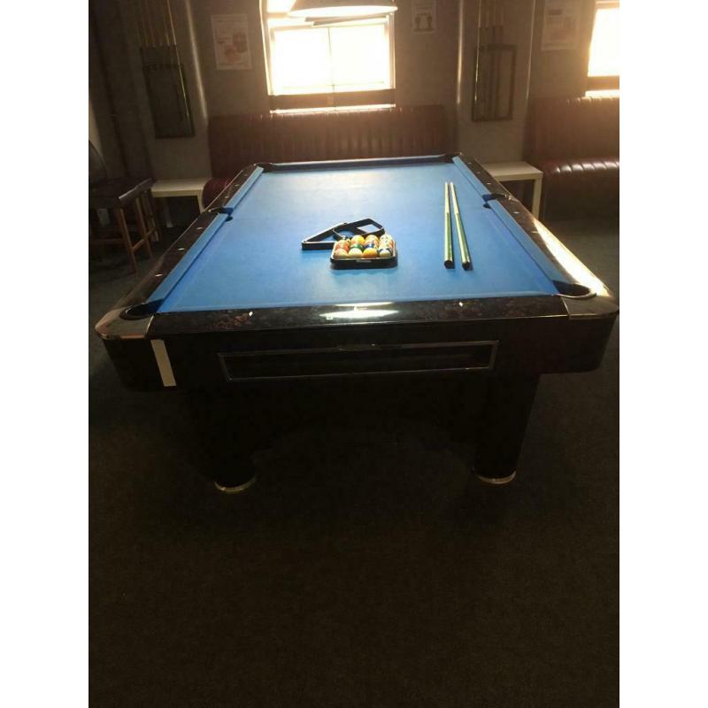 9ft American pool table