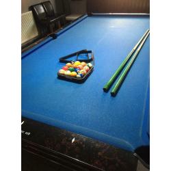 9ft American pool table