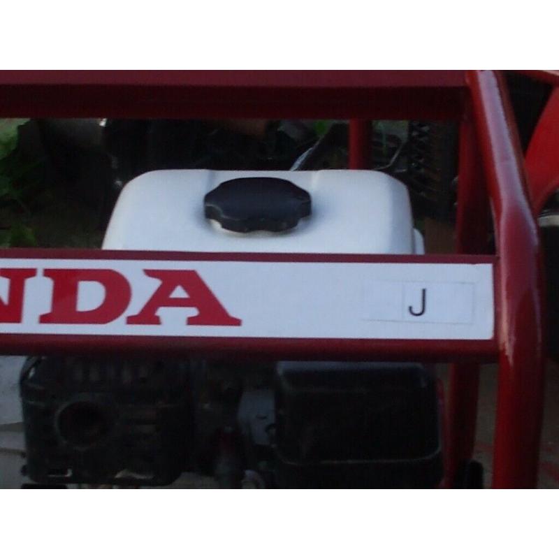 (J)2.2KW TOP OF THE RANGE GENUINE HONDA GENERATOR WITH LOW OIL AUTOMATIC SHUTDOWN