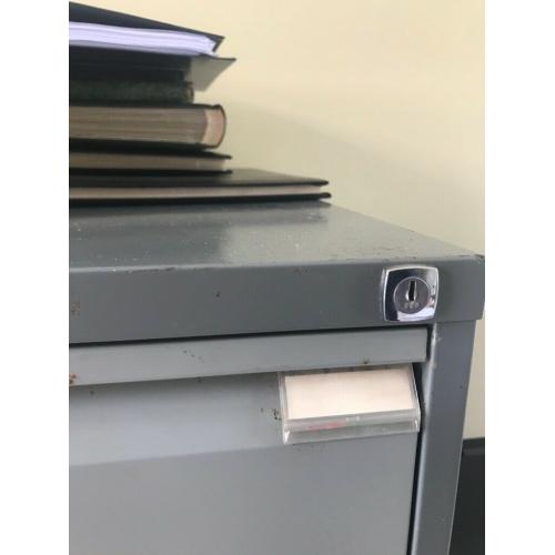 Bisley 4-drawer Filing Cabinet