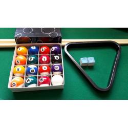 Kids wooden pool table in perfect condition ?15