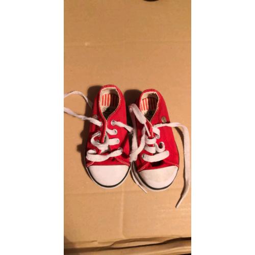 Toddler shoes