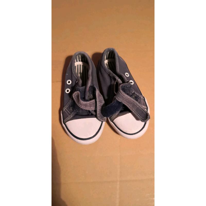 Toddler shoes