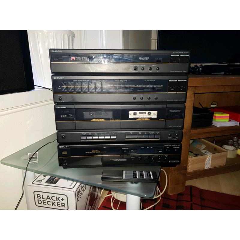 Sanyo hifi system vinyl, cassette, cd player. Excellent, serviced