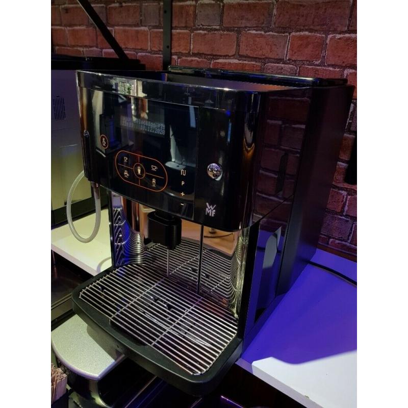 WMF 800 Bean to cup coffee machine - Cappuccino