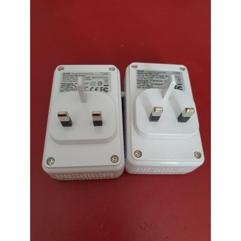 Pair of Zyxel PLA4231 powerline Wi-FI extender 500Mbps