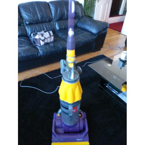 Dyson vacume