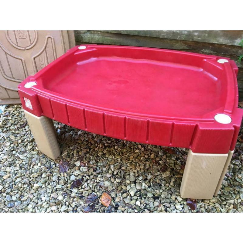 Step Two Sand Pit / Water Table with Lid