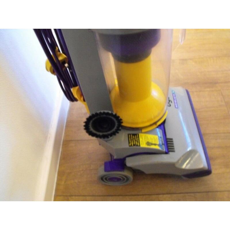 Dyson dc01 bagless upright vacuum cleaner in good working condition