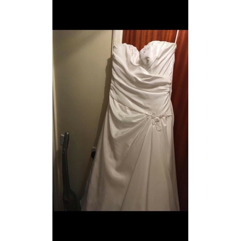 Wedding dress