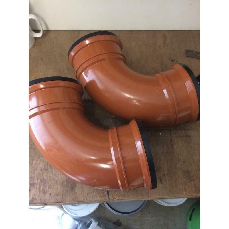 Pipe fitting