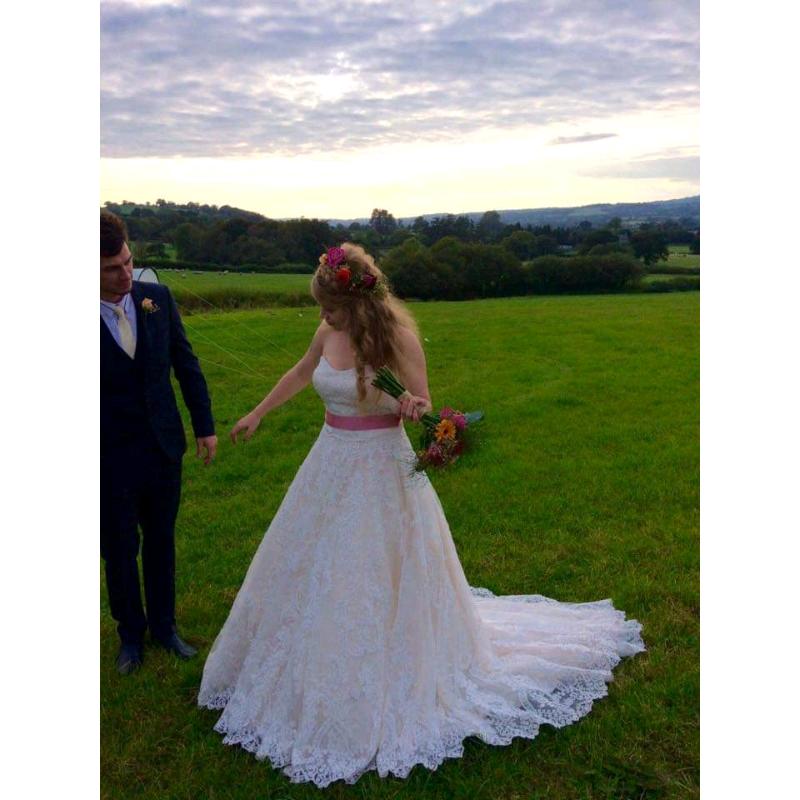 Mori Lee Gold Lace Wedding Dress size 14