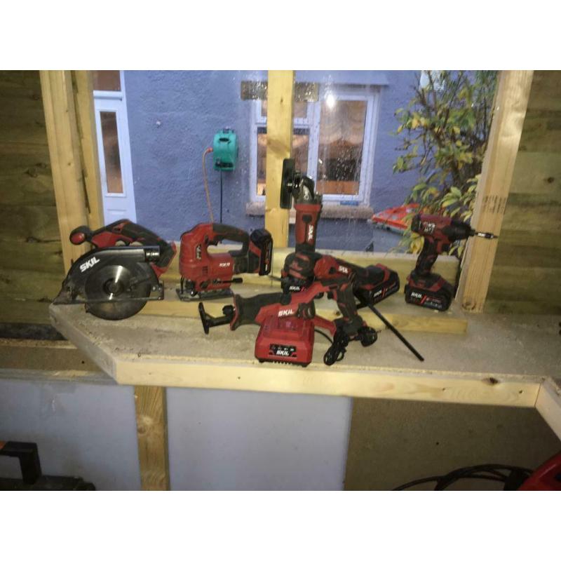 Skil 20v (4.0 amp ) cordless kit