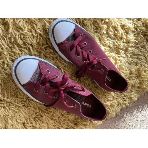 Converse trainers - girls - size 1