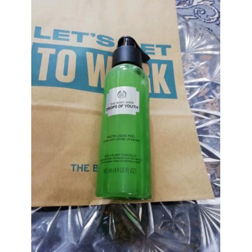 Brand new the body shop Drops of youth Liquid peel