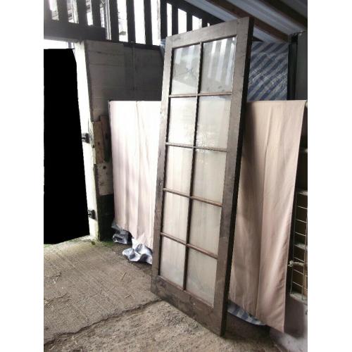 GLASS DOOR