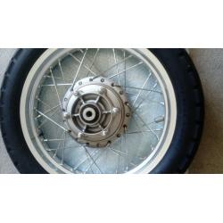 Kawasaki W800 W 800 EJ800 Rear Wheel & Dunlop Roadmaster Tyre. Excellent condition