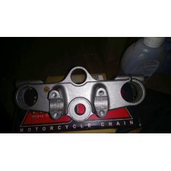 suzuki bandit top yoke