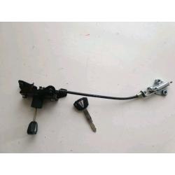 Kawasaki er6 rear pillion seat lock mechanism