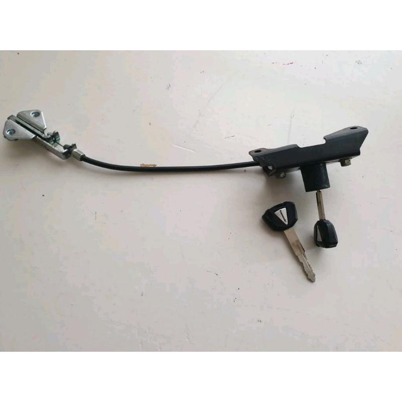 Kawasaki er6 rear pillion seat lock mechanism