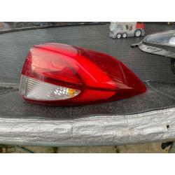 Hyundai Tucson front and rear lights