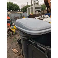 Extra large roof box - used