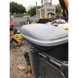Extra large roof box - used