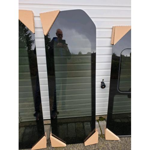 Privacy glass off a Ford Tourneo Custom 2020