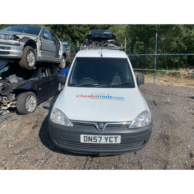 Vauxhall combo van 1.3 cdti 2007 white BREAKING FOR PARTS