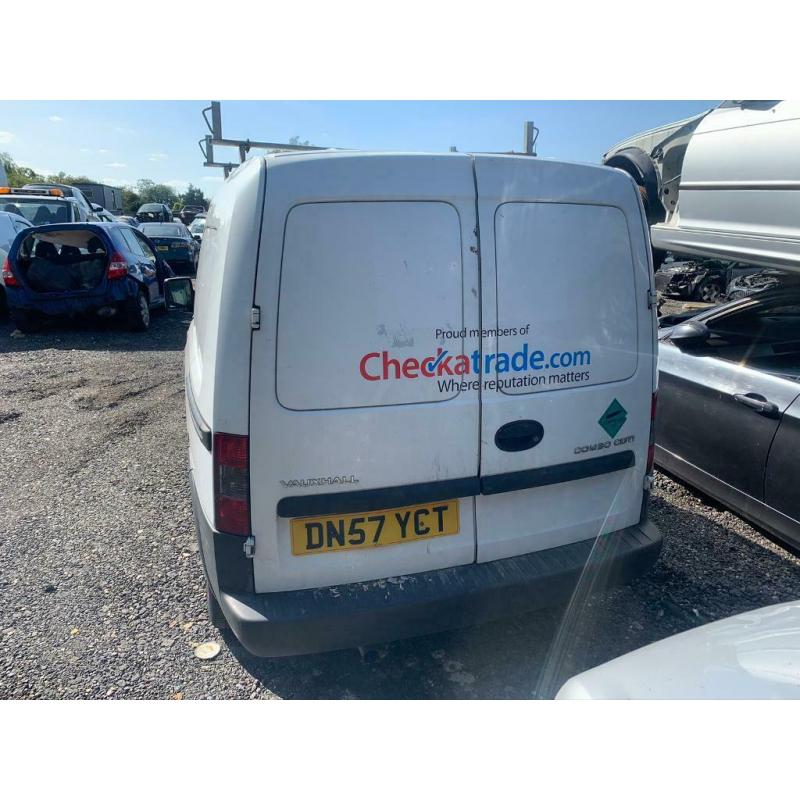 Vauxhall combo van 1.3 cdti 2007 white BREAKING FOR PARTS
