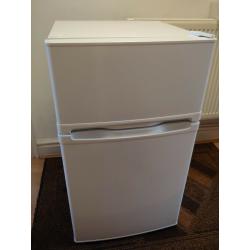Currys ESSENTIALS CUC50W15 70/30 Fridge Freezer - White