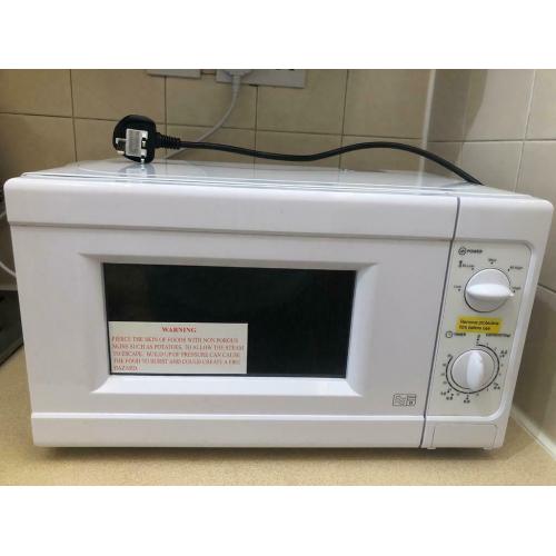 Microwave 700w