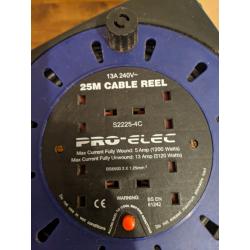 Electric hook up cable