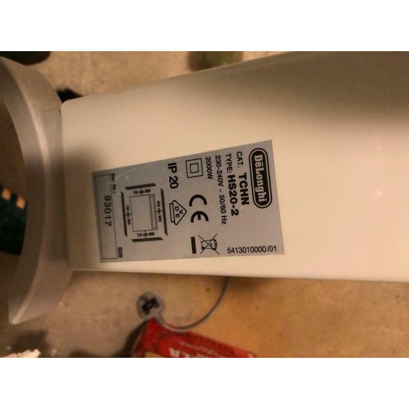 Portable Delonghi 2000w Heater as new