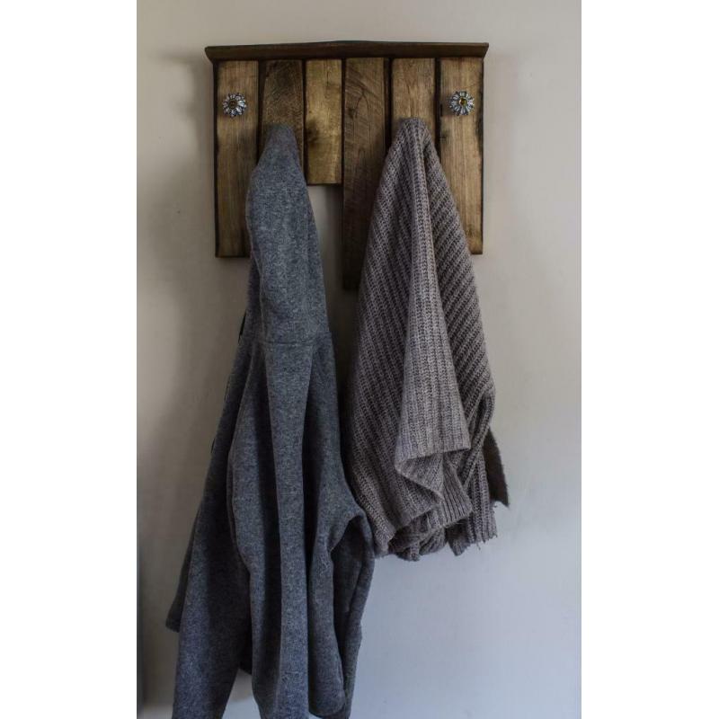 Solid wooden coat hook