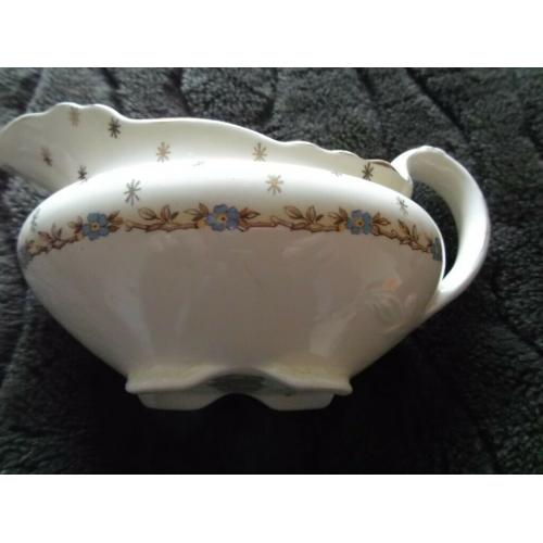SALE Vintage A.J.Wilkinson/Royal Staffordshire gravy/sauce boat - Exc. cond. (TW#01)