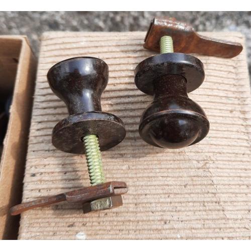 Bakerlite cupboard/drawer knobs