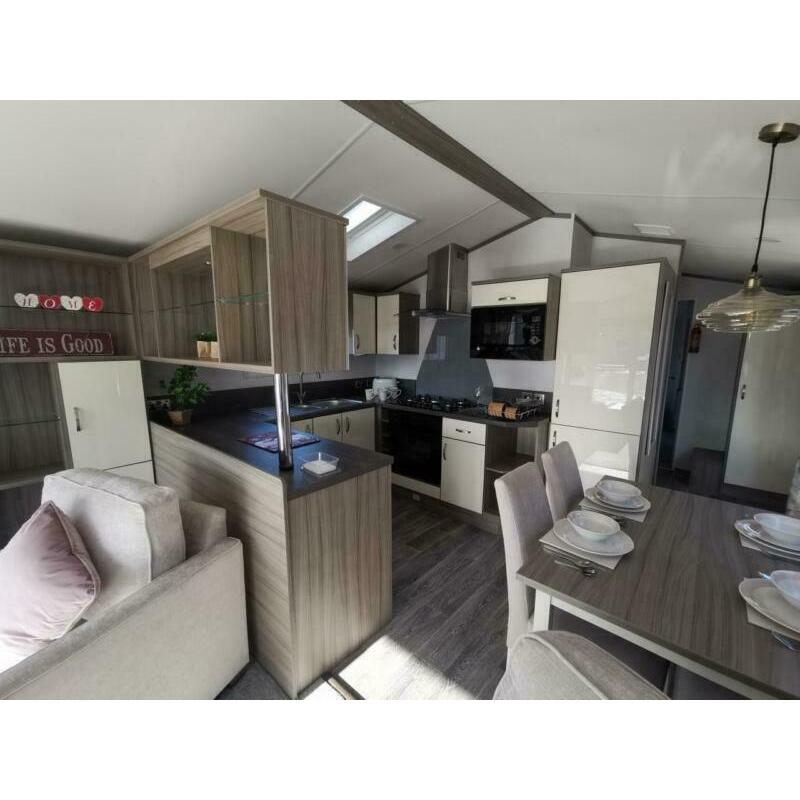 luxury 6 berth static caravan for sale at TRECCO BAY IN PORTHCAWL