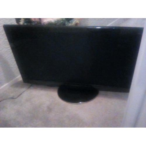 TV 42 INCH PANASONIC 3D plus viera comes with remote ever think work
