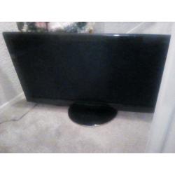 TV 42 INCH PANASONIC 3D plus viera comes with remote ever think work
