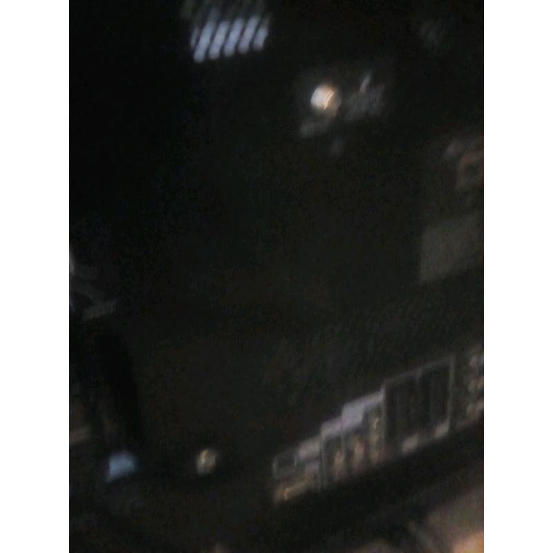 TV 42 INCH PANASONIC 3D plus viera comes with remote ever think work