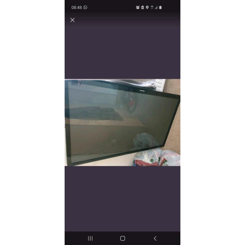 Samaumg smart tv spares or repair