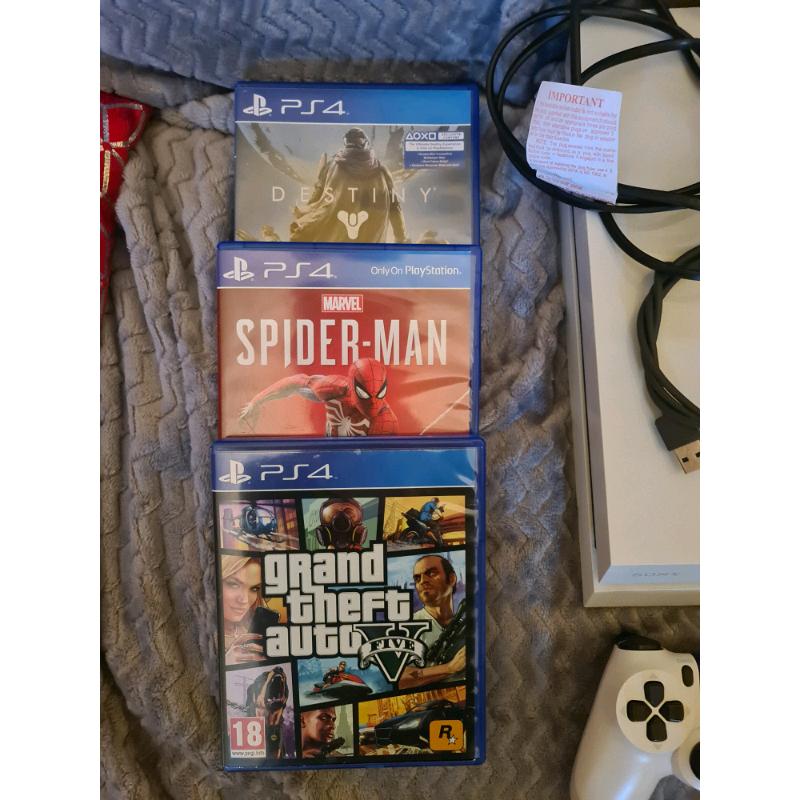 PlayStation 4 500gb white