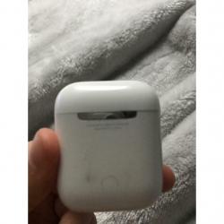 Apple AirPods generation 1