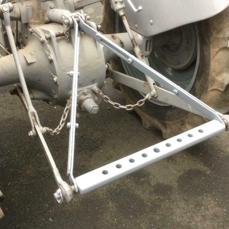 FERGUSON TRACTOR 12volt TVO