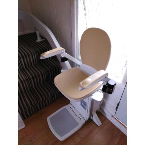 ACORN STAIR LIFT GOOD condition will be fully serviced.