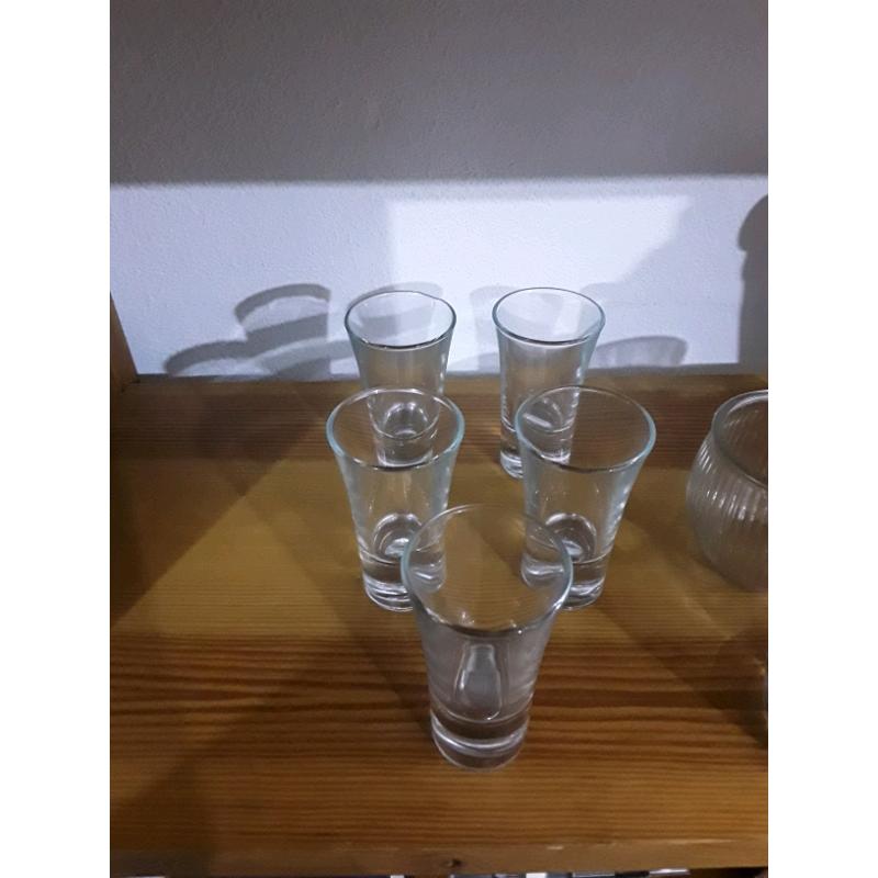 Shorts glasses
